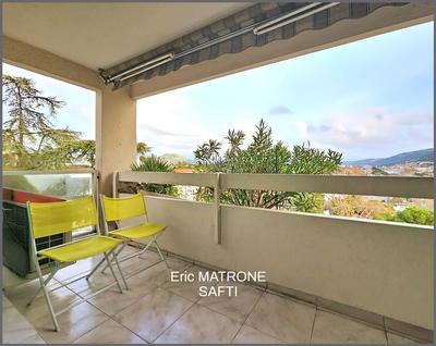 Appartement - 81 m² - 4 pièces