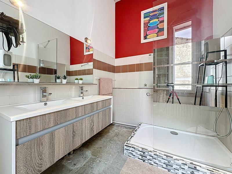 Maison bourgeoise - 320 m² - 12 pièces