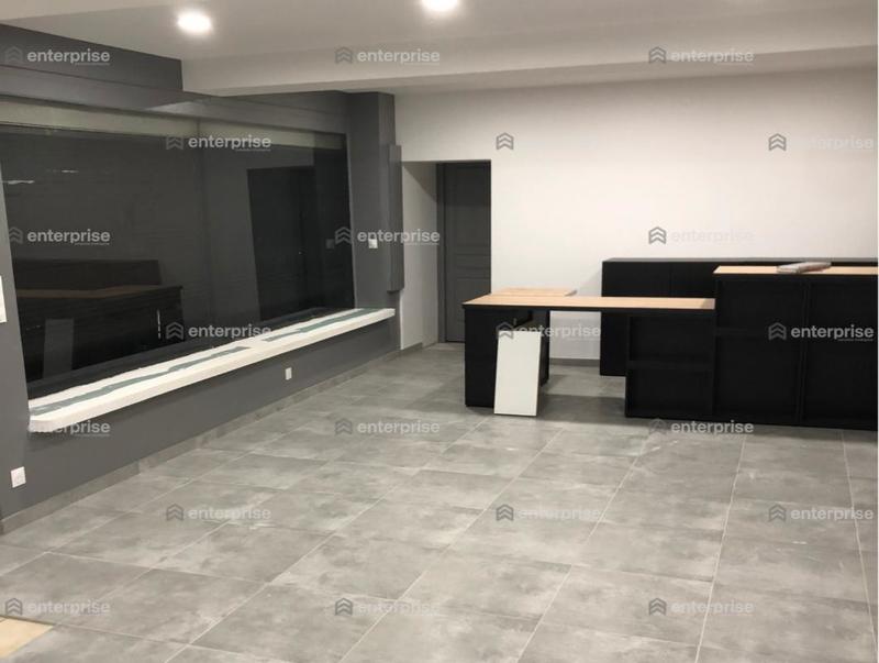 Local commercial - 100 m²