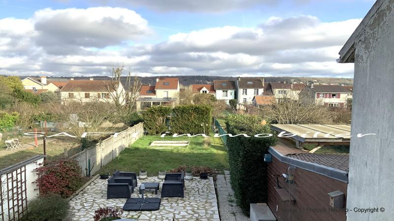 Maison - 101 m² - 5 pièces