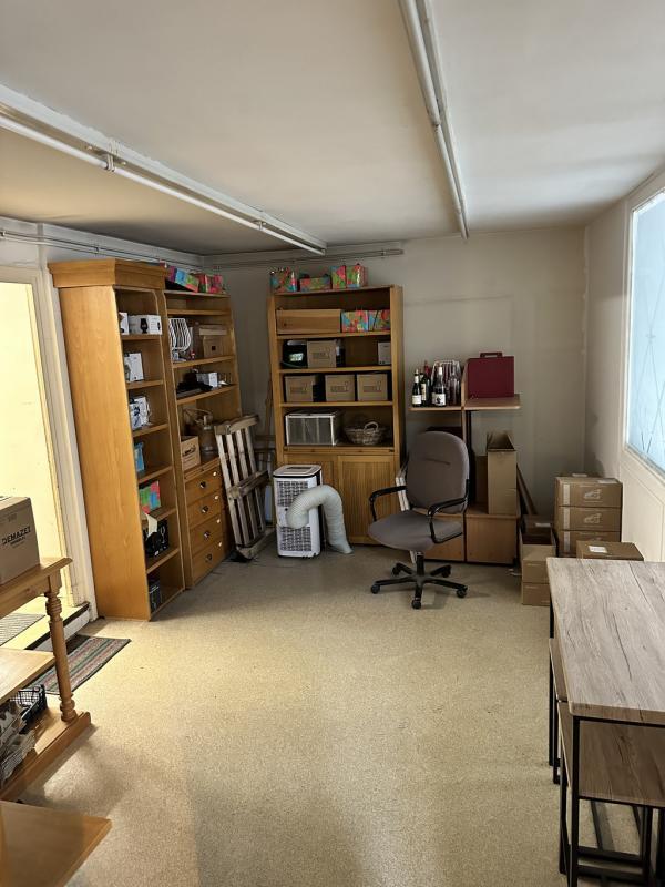 Local commercial - 110 m² - 4 pièces