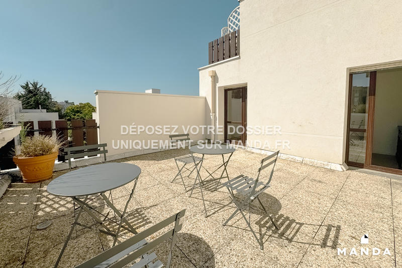 Chambre - 14 m² - 6 pièces