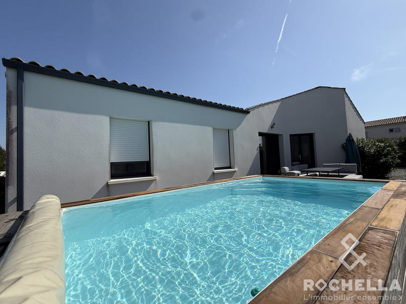 Maison - 95 m² - 4 pièces