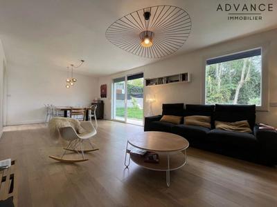 Château - 102 m² - 5 pièces