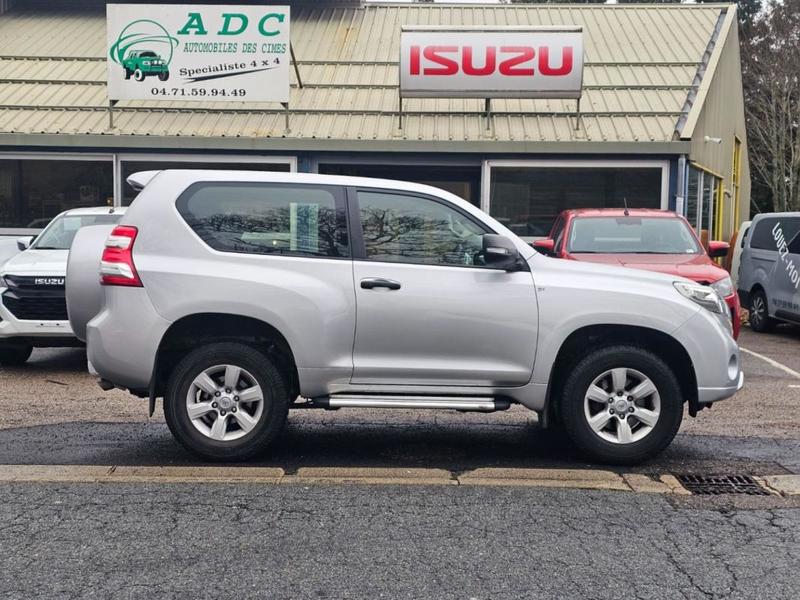 Toyota Land Cruiser (Kdj150) (2) 177 d-4d Life 3p Bv6 5 Places