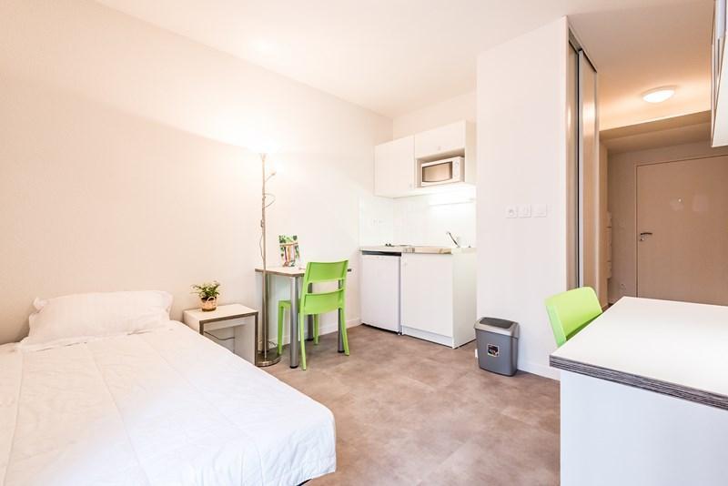 Studio - 15 m² - 1 pièce