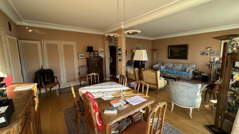 Appartement - 120 m² - 5 pièces