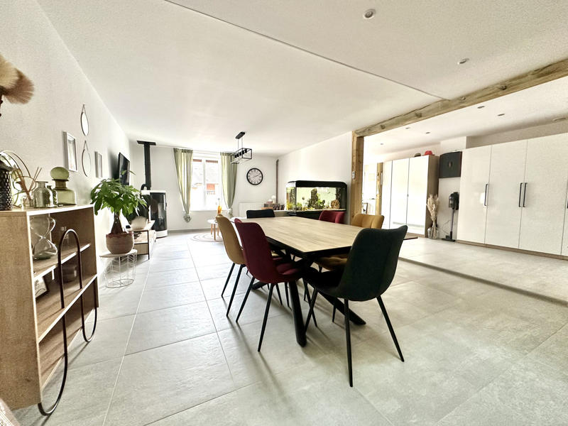 Maison - 192 m² - 7 pièces