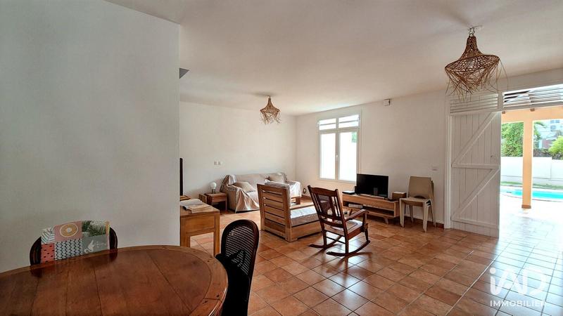 Maison - 111 m² - 4 pièces