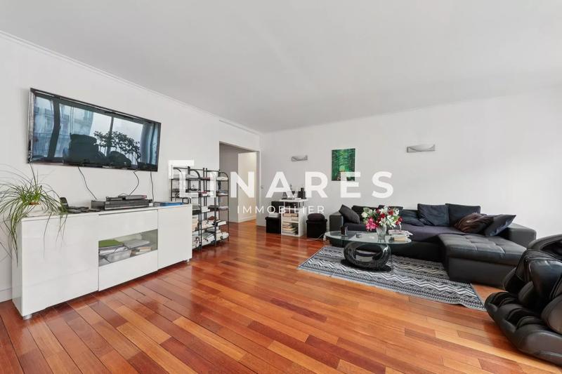 Appartement - 97 m² - 3 pièces