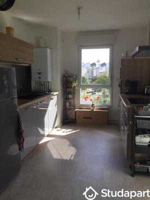 Chambre - 10 m² - 1 pièce