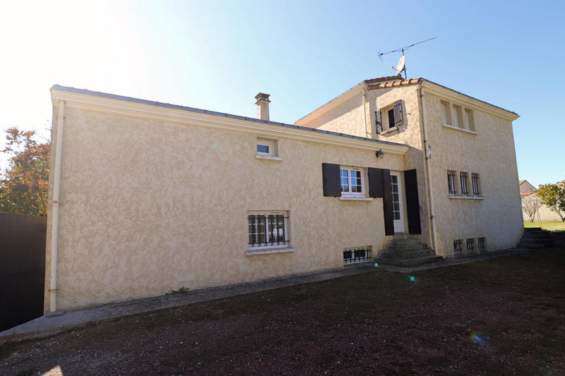 Maison - 145 m² - 6 pièces