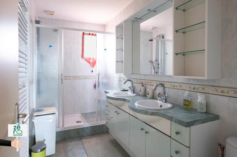 Maison - 110 m² - 6 pièces