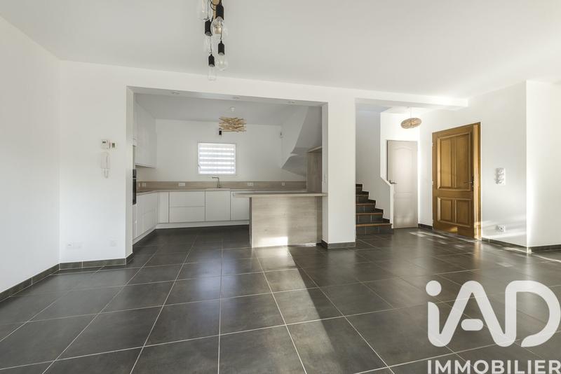 Maison - 112 m² - 5 pièces