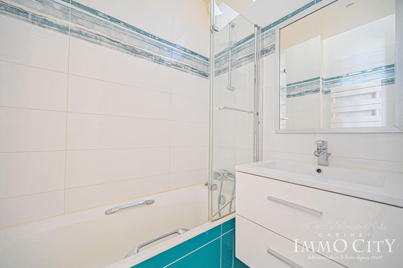 Appartement - 135 m² - 5 pièces