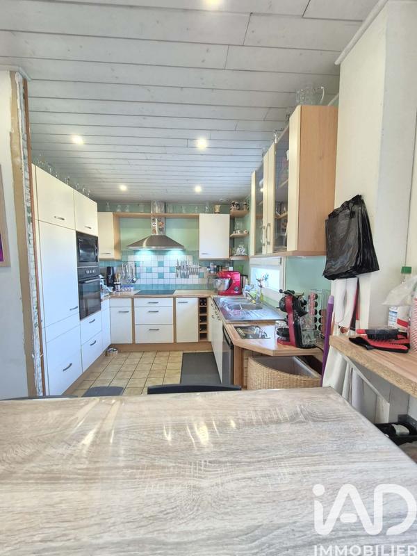 Maison - 99 m² - 5 pièces