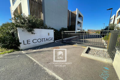 Parking / Garage - 1 m²