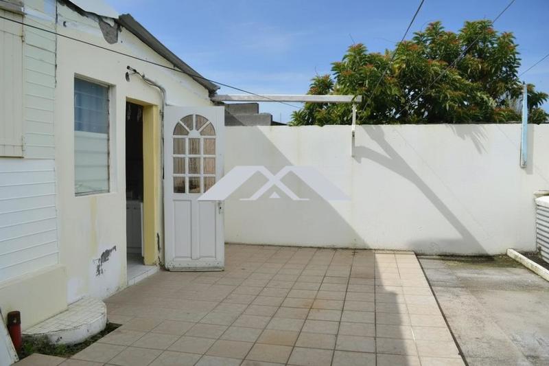 Maison traditionnelle - 84 m² - 4 pièces