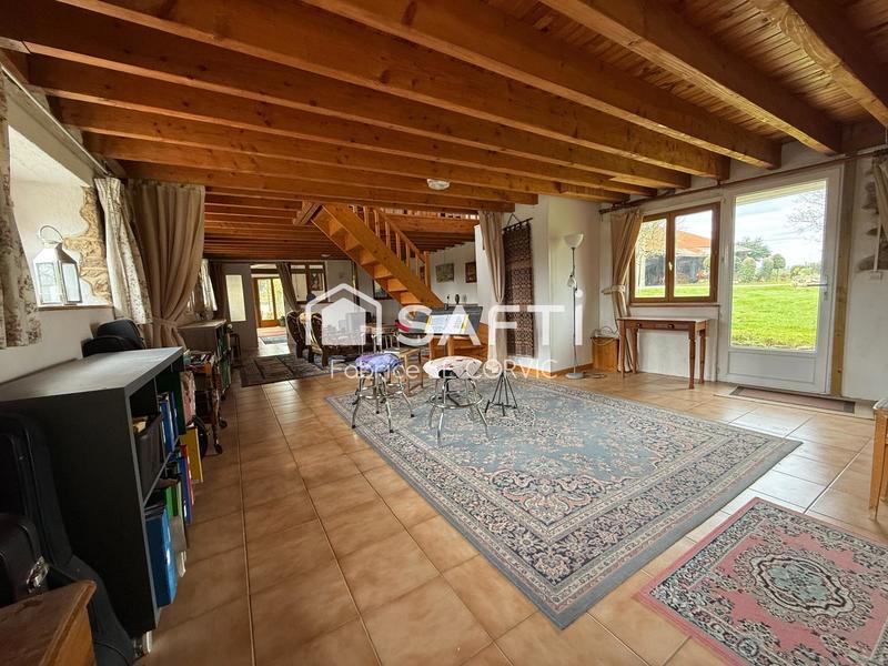 Maison - 285 m² - 13 pièces
