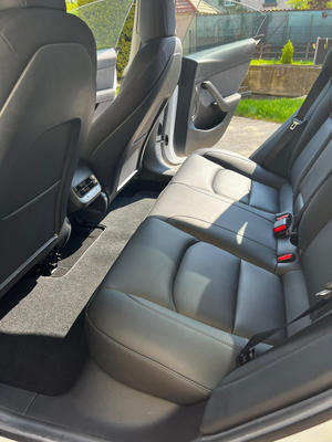 Tout fait Tesla model 3 Sr+