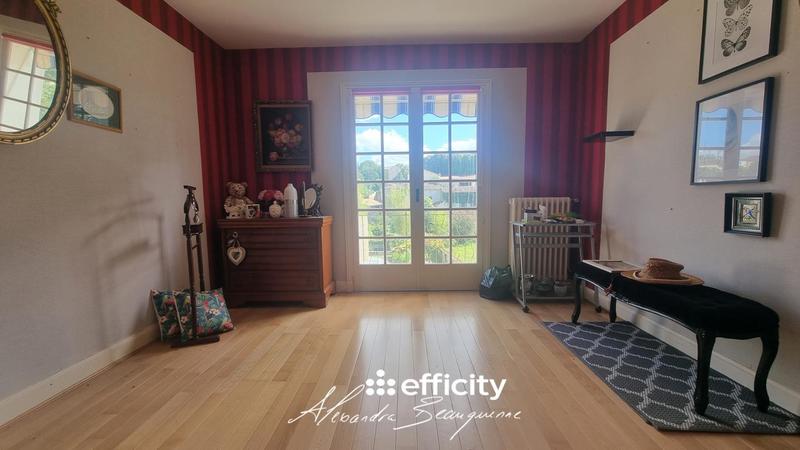 Pavillon - 184 m² - 6 pièces