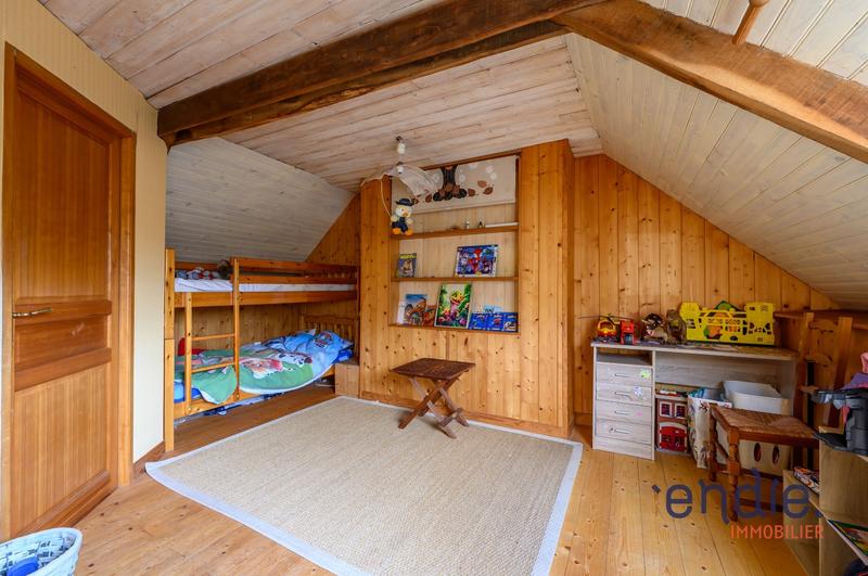 Maison - 352 m² - 13 pièces