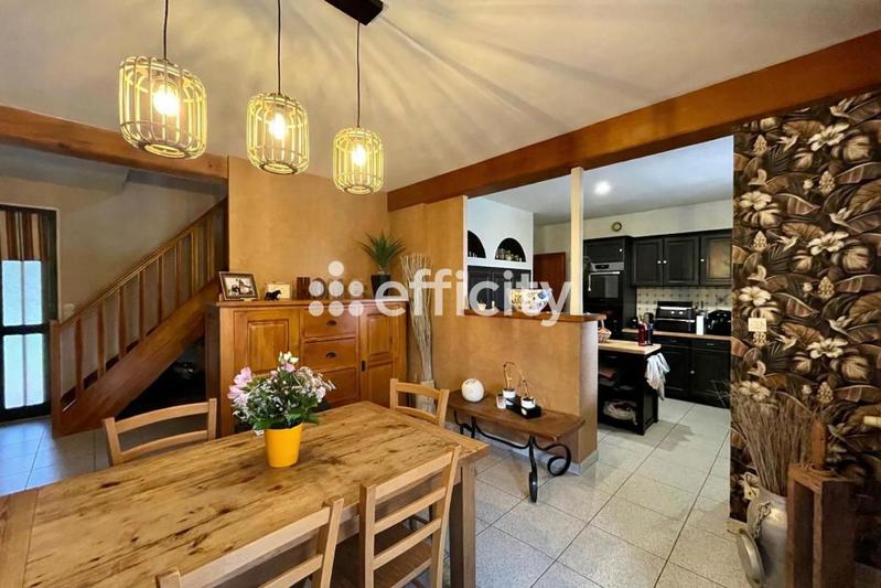 Maison - 130 m² - 5 pièces