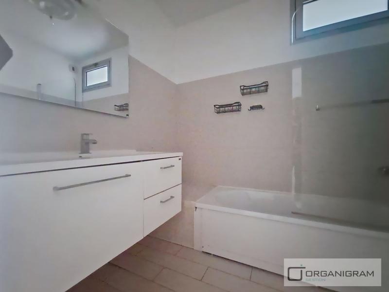 Appartement - 97 m² - 4 pièces