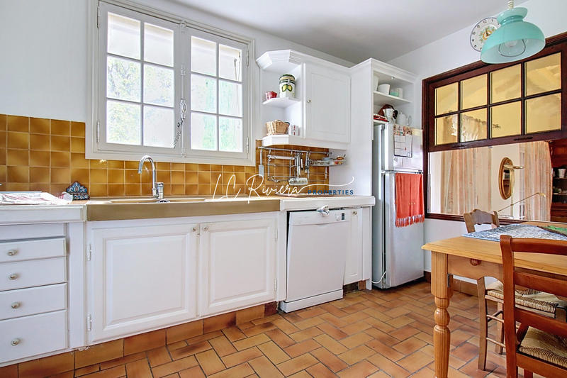 Villa - 259 m² - 10 pièces