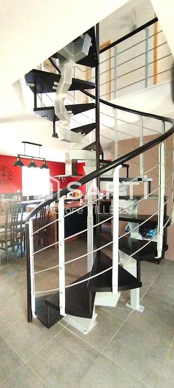 Maison - 172 m² - 7 pièces