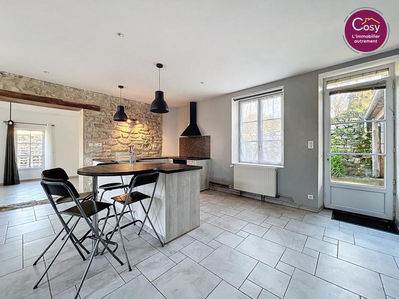 Maison de village - 105 m² - 5 pièces