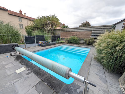 Maison - 307 m² - 16 pièces