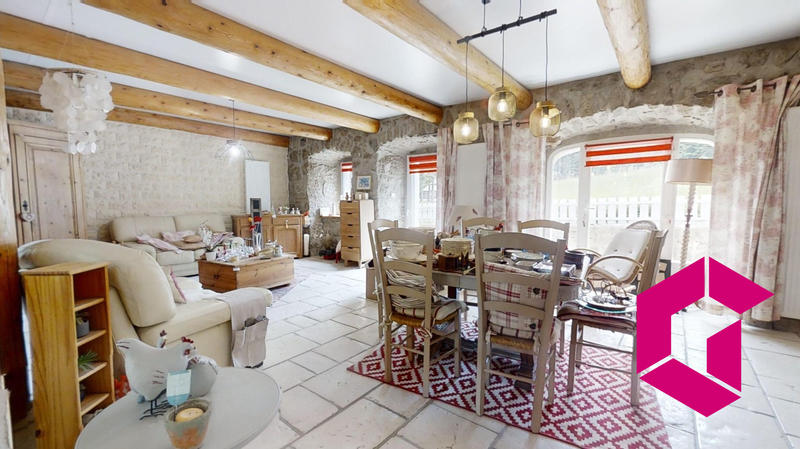 Ferme - 180 m² - 5 pièces