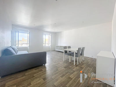 Appartement - 81 m² - 3 pièces