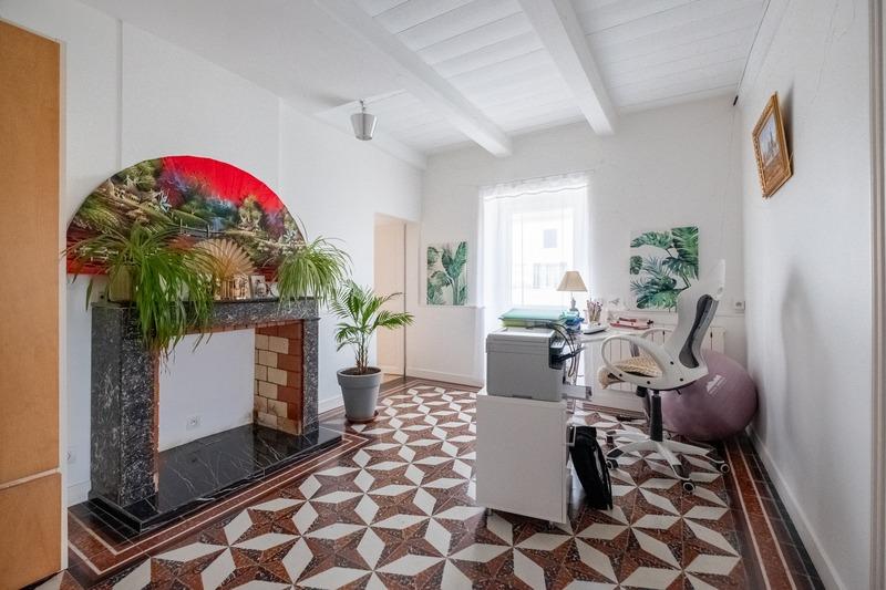 Maison en pierre - 171 m² - 7 pièces