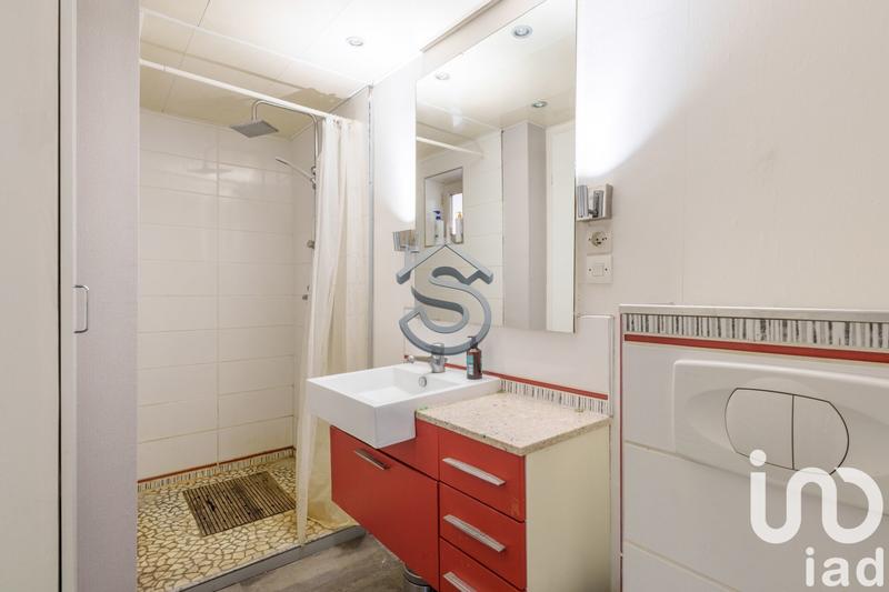 Maison - 243 m² - 7 pièces