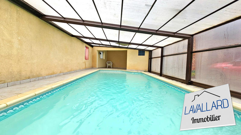 Maison ancienne - 350 m² - 6 pièces