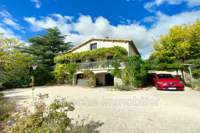 Maison - 175 m² - 5 pièces