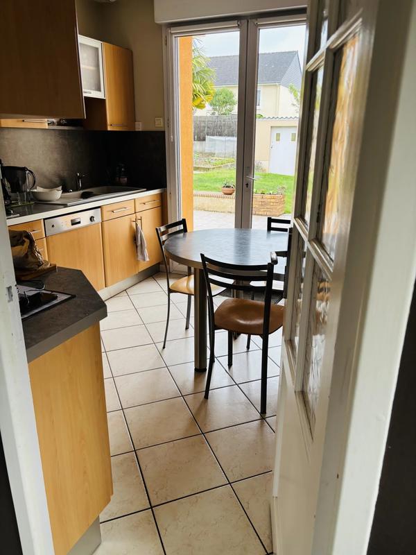 Maison - 90 m² - 5 pièces