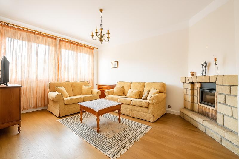 Maison - 96 m² - 5 pièces