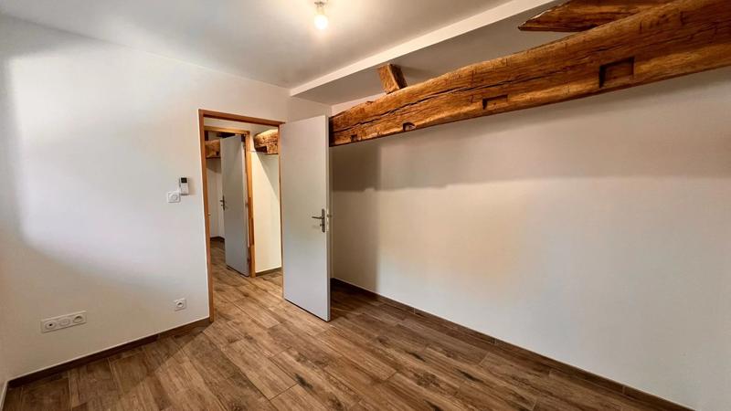 Appartement - 64 m² - 2 pièces