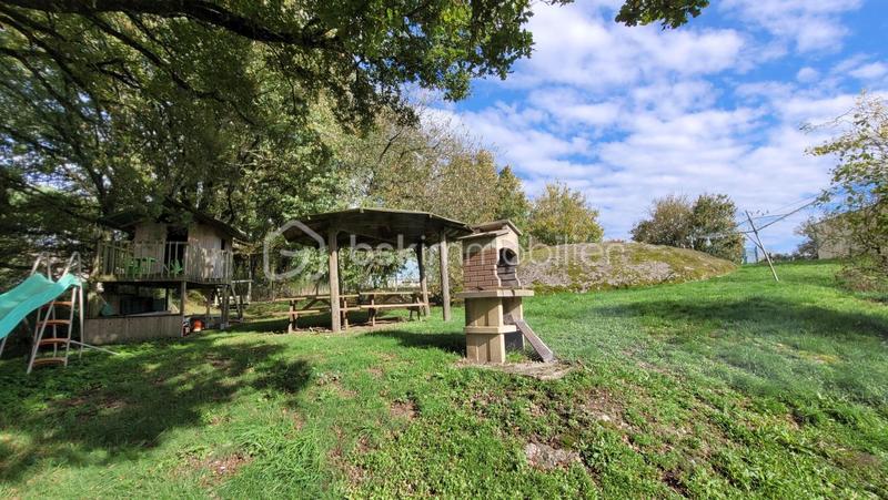 Maison - 150 m² - 8 pièces