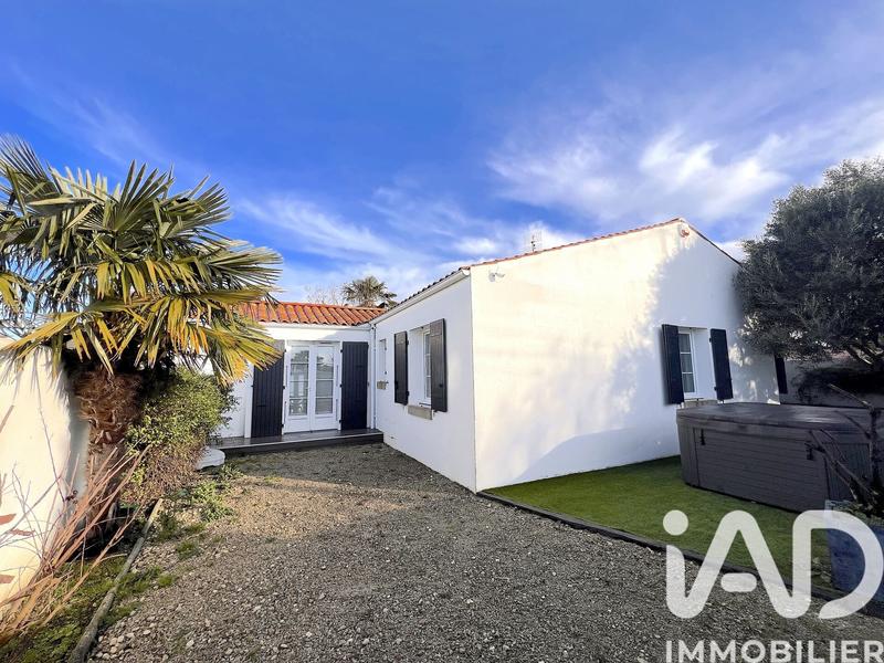 Maison - 93 m² - 4 pièces