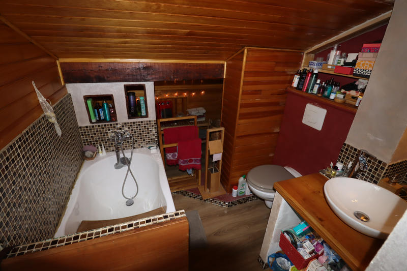 Maison - 190 m² - 8 pièces