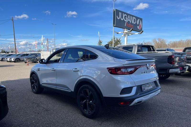 Renault Arkana 145 E-Tech Rs Line