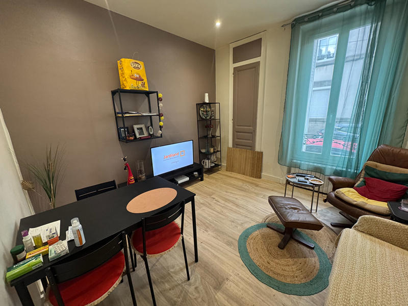 Immeuble - 140 m² - 6 pièces