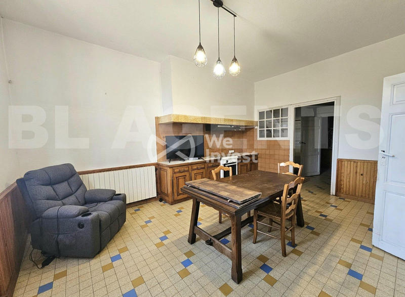 Maison - 200 m² - 9 pièces