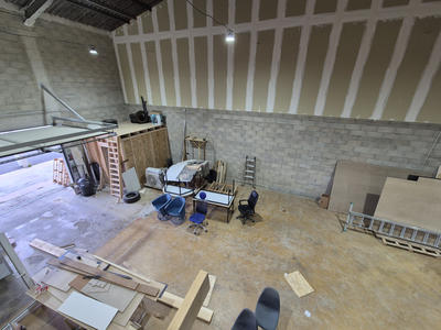 Local d'activités - 280 m²