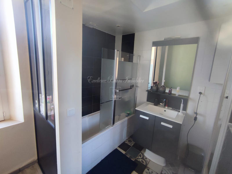 Maison - 82 m² - 5 pièces