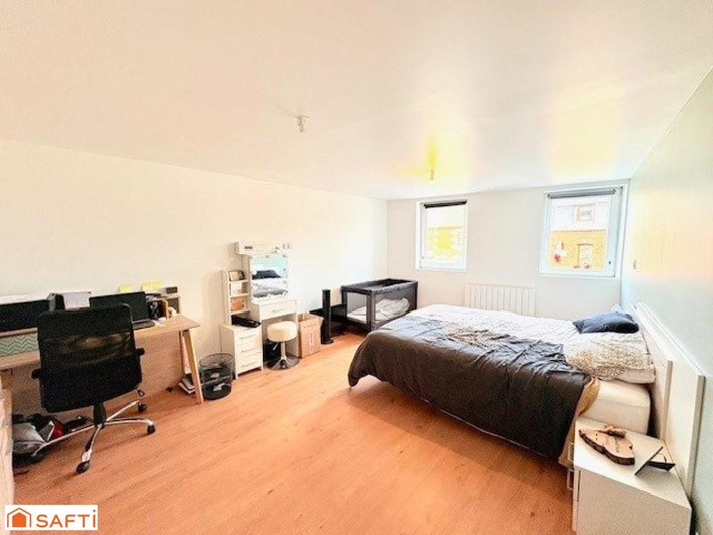 Maison - 95 m² - 6 pièces